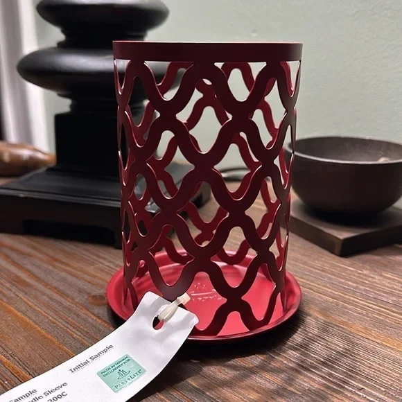 PartyLite (New Development Sample) Red Wave Candle Sleeve - Picture 5 of 7